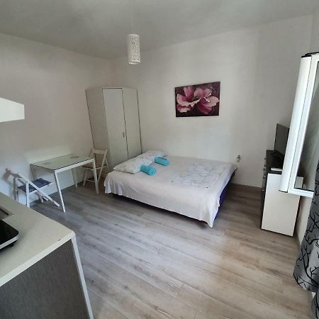Studio Apartments Ilija โกตอร์ ภายนอก รูปภาพ