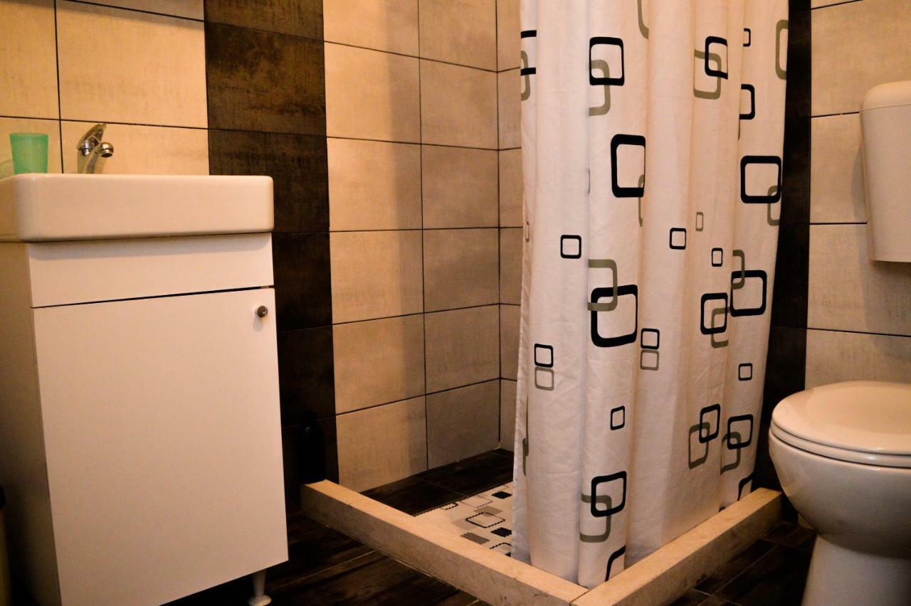 Studio Apartments Ilija โกตอร์ ภายนอก รูปภาพ