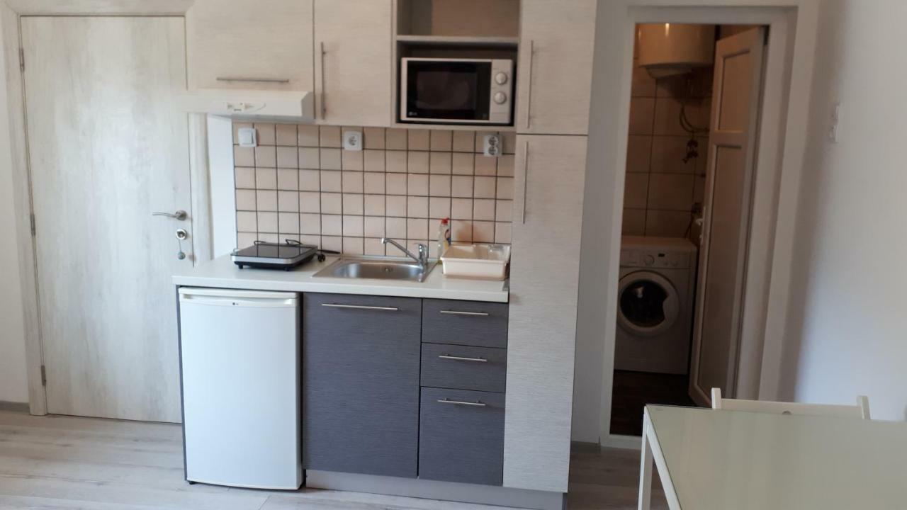 Studio Apartments Ilija โกตอร์ ภายนอก รูปภาพ