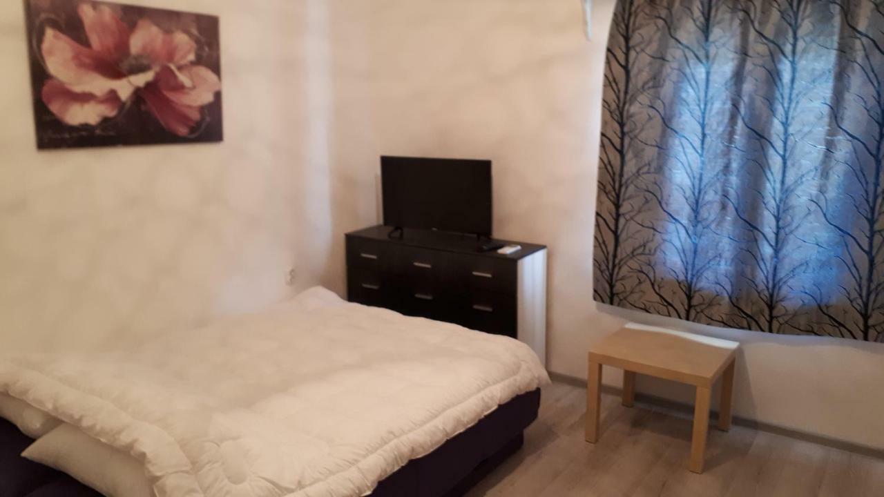 Studio Apartments Ilija โกตอร์ ภายนอก รูปภาพ
